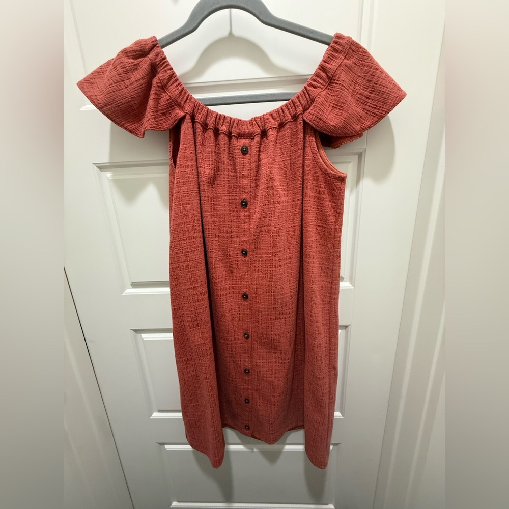 Madewell. Texture & Thread, Off-Shoulder, Rust Button Front Mini Dress. Small - Picture 3 of 11